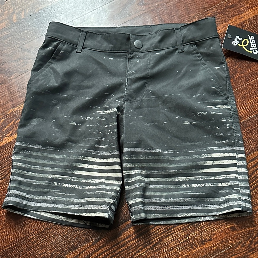 Art Class boysShorts with Stripes size 8